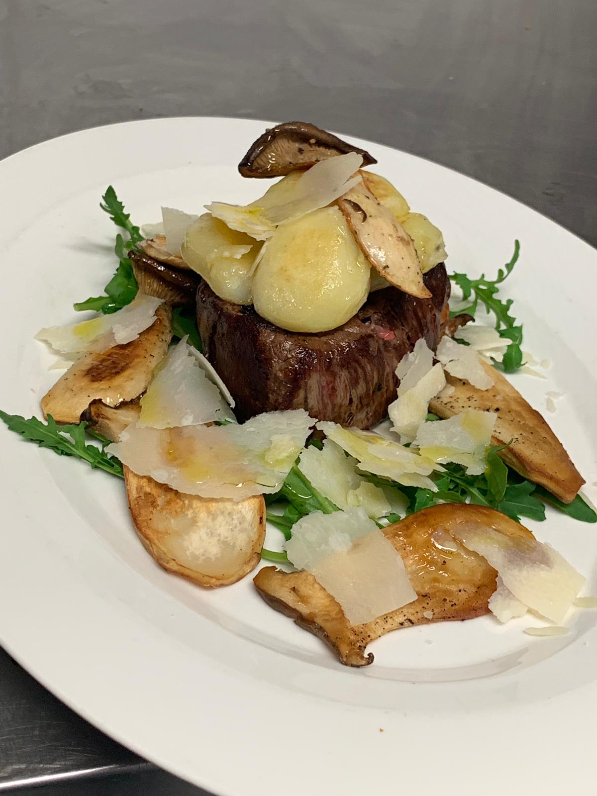 Straccetti di Manzo (vom Rind)